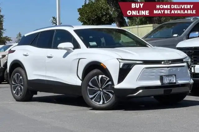 2026 Chevrolet Blazer EV LT FWD's photo