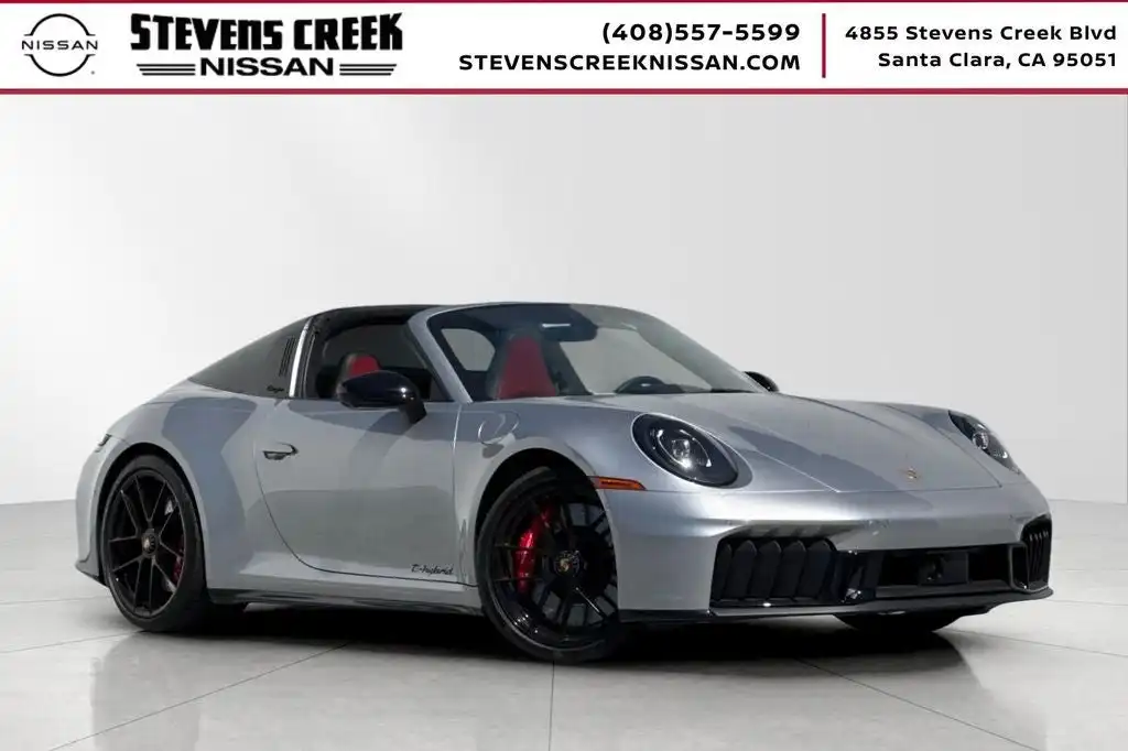 2025 Porsche 911 Targa 4 GTS's photo