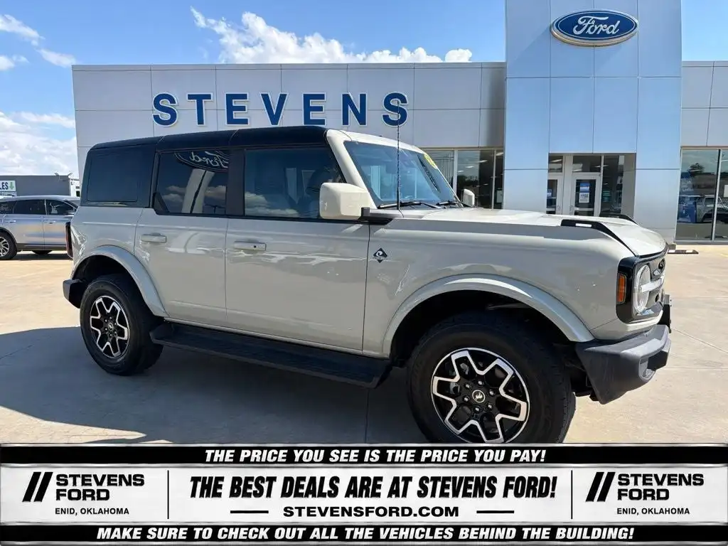 2025 Ford Bronco Outer Banks 4x4's photo