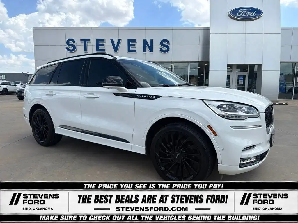 2024 Lincoln Aviator Black Label AWD's photo