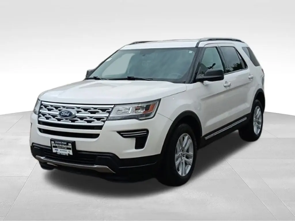 2019 Ford Explorer XLT 4WD photo 3