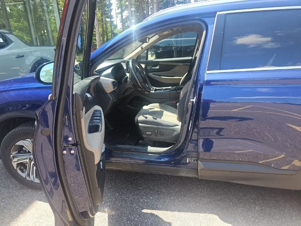 2023 Hyundai Santa Fe SEL 2.5 AWD photo 3
