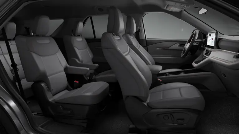 2026 Ford Explorer Active 4WD photo 5
