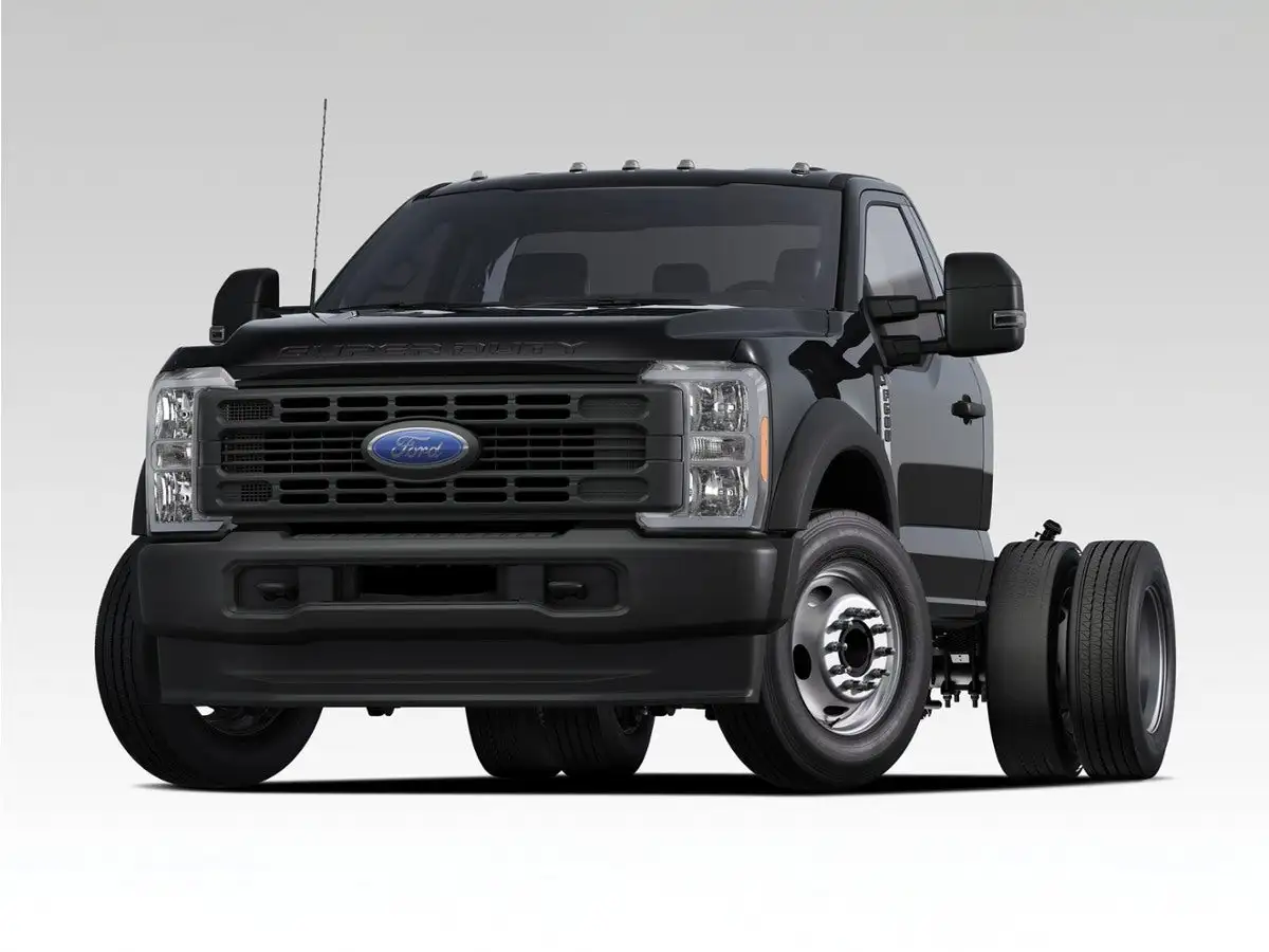 2027 Ford F-600 XL Regular Cab DRW 193 in's photo
