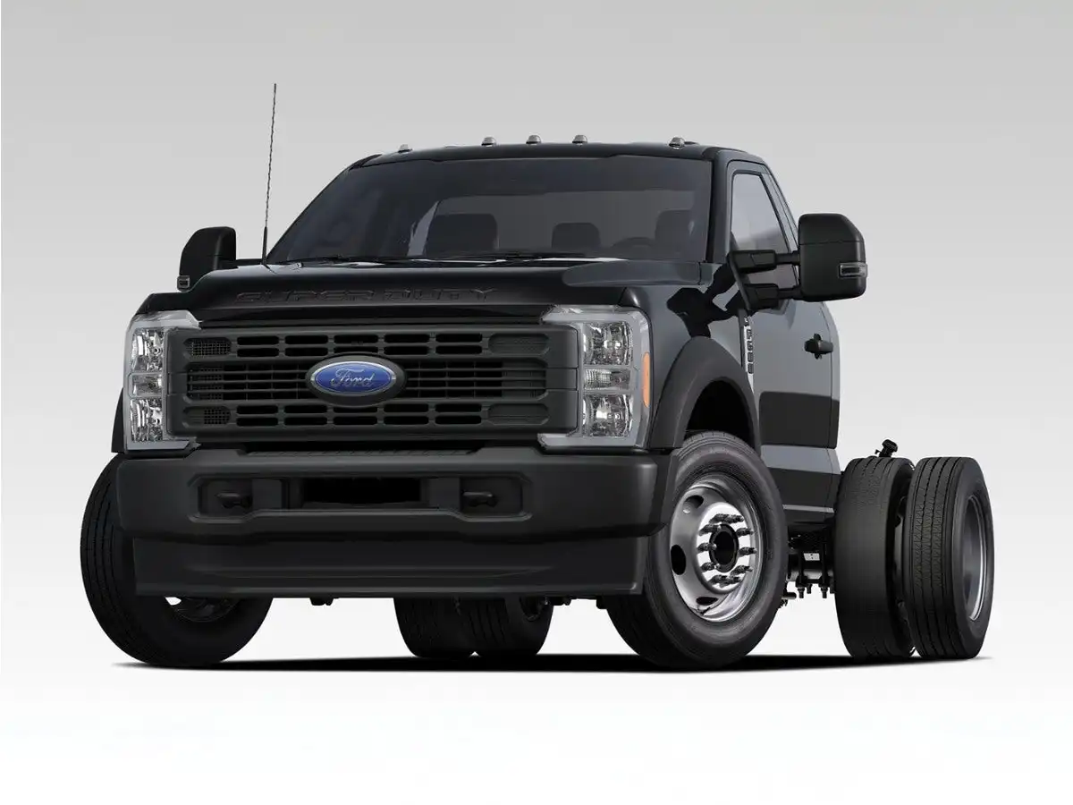2027 Ford F-600 XL Regular Cab DRW 169 in's photo