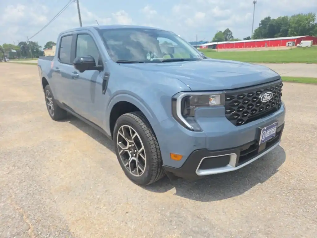 2026 Ford Maverick Lariat AWD's photo