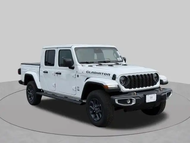 2026 Jeep Gladiator 85th Anniversary Edition Auto's photo