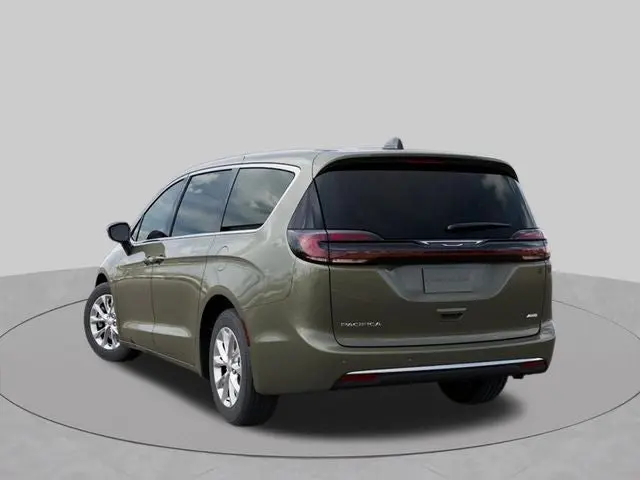 2027 Chrysler Pacifica Select AWD photo 3