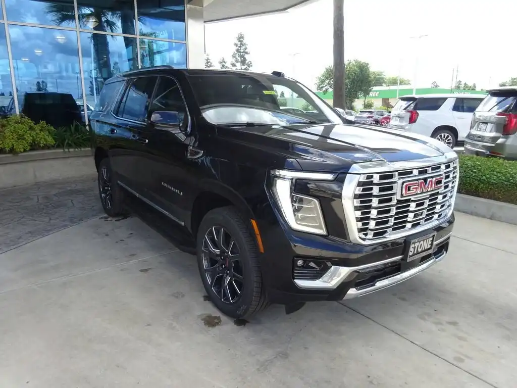 2026 GMC Yukon 4WD Denali's photo