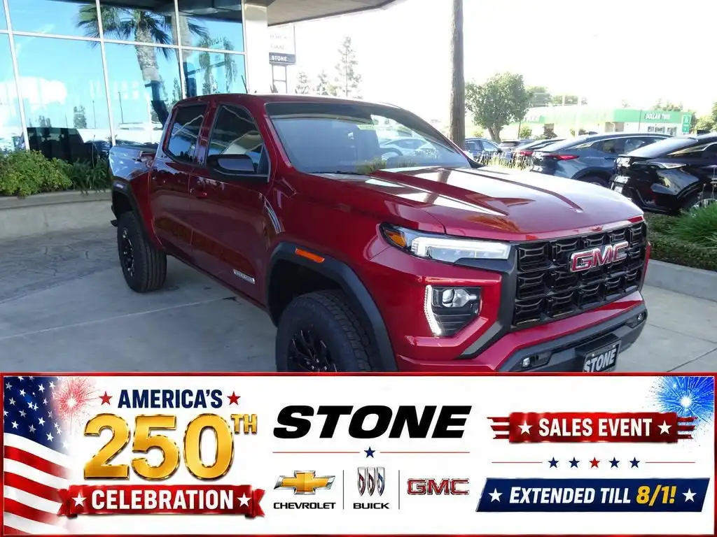 2026 GMC Canyon 2WD Elevation Crew Cab Short Box's photo