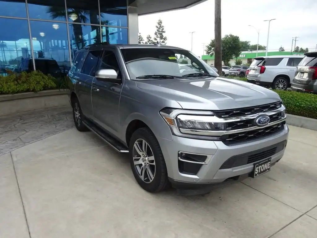 2022 Ford Expedition Limited 4X4's photo