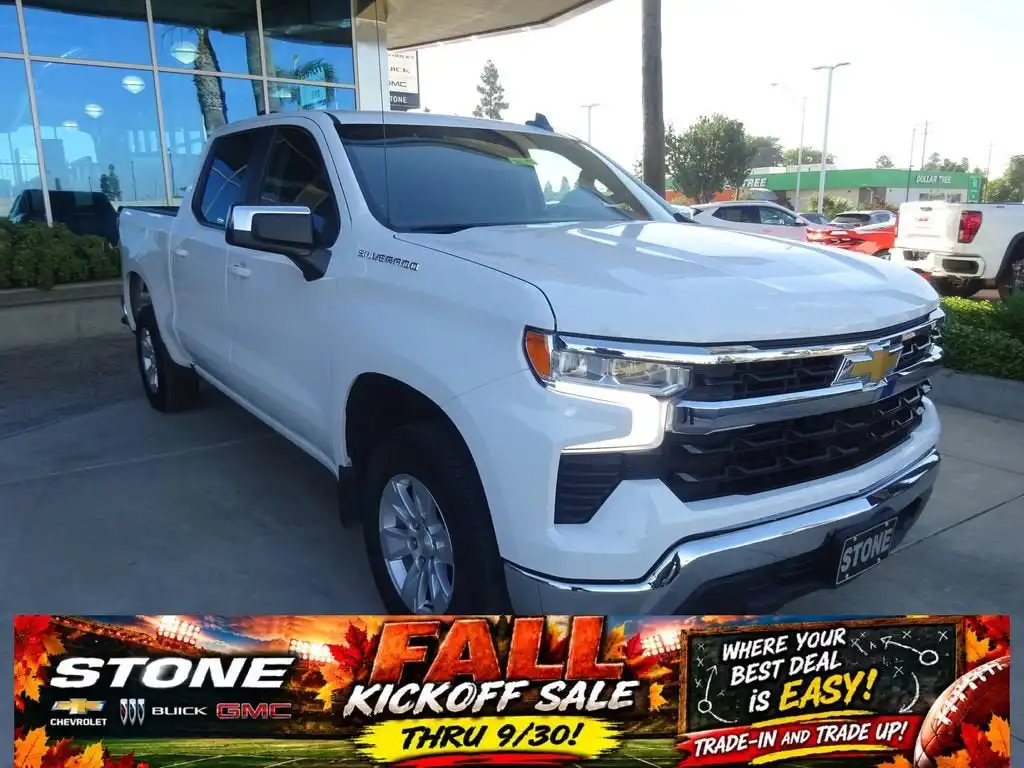 2023 Chevrolet Silverado 1500 LT Crew Cab Short Box's photo