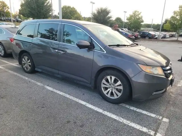 2015 Honda Odyssey EX's photo
