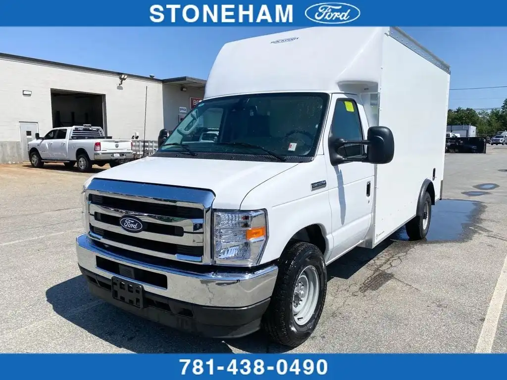 2027 Ford E-Series SRW E-350 Super Duty 158 in WB's photo