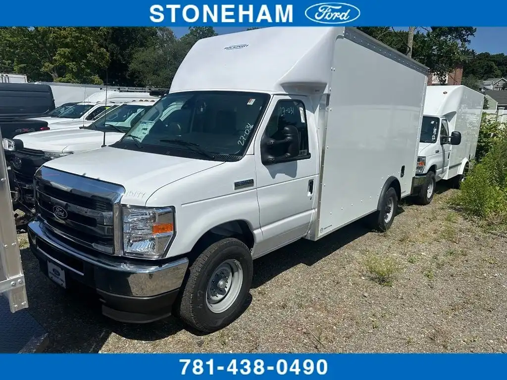 2027 Ford E-Series SRW E-350 Super Duty 158 in WB's photo