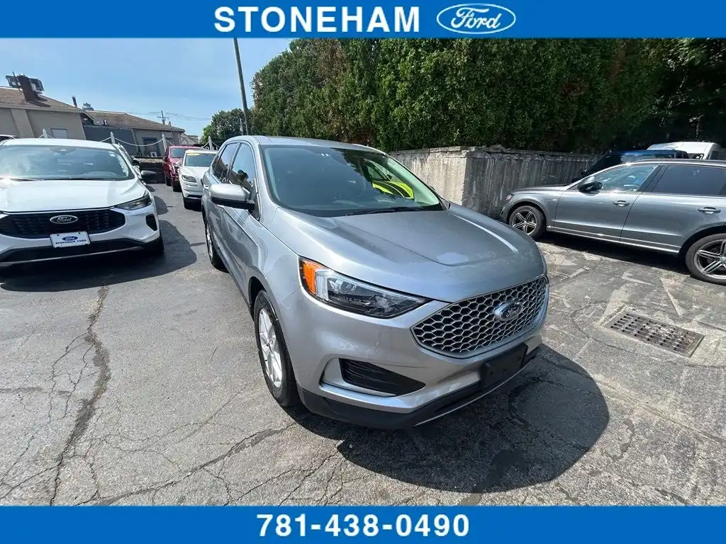 2024 Ford Edge SEL AWD's photo