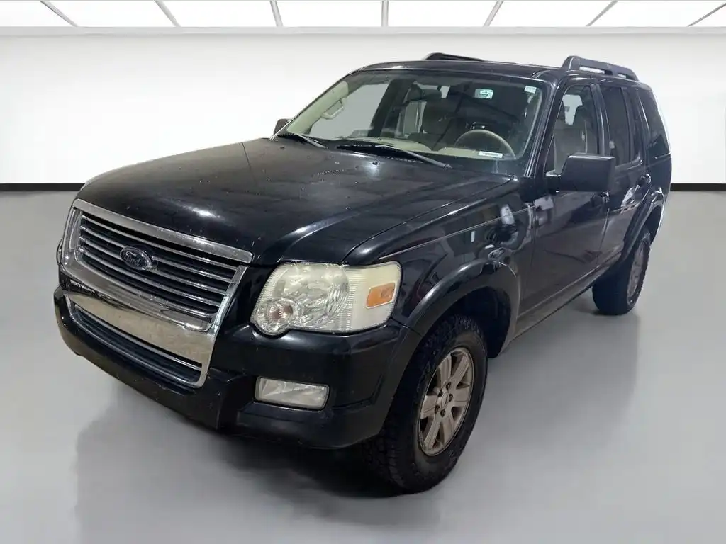 2010 Ford Explorer XLT 4x4's photo