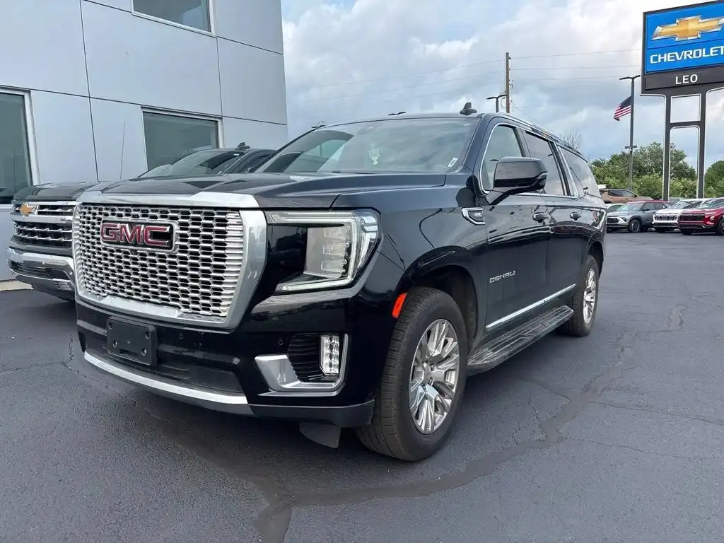 2022 GMC Yukon Denali AWD's photo