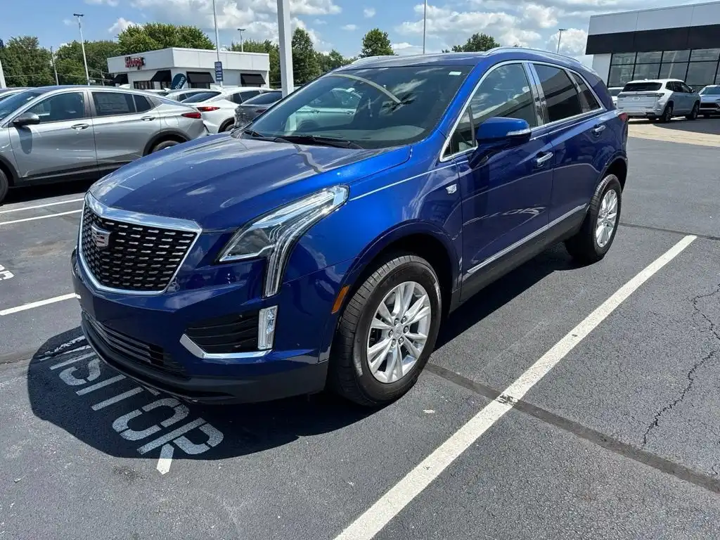 2024 Cadillac XT5 FWD Luxury's photo