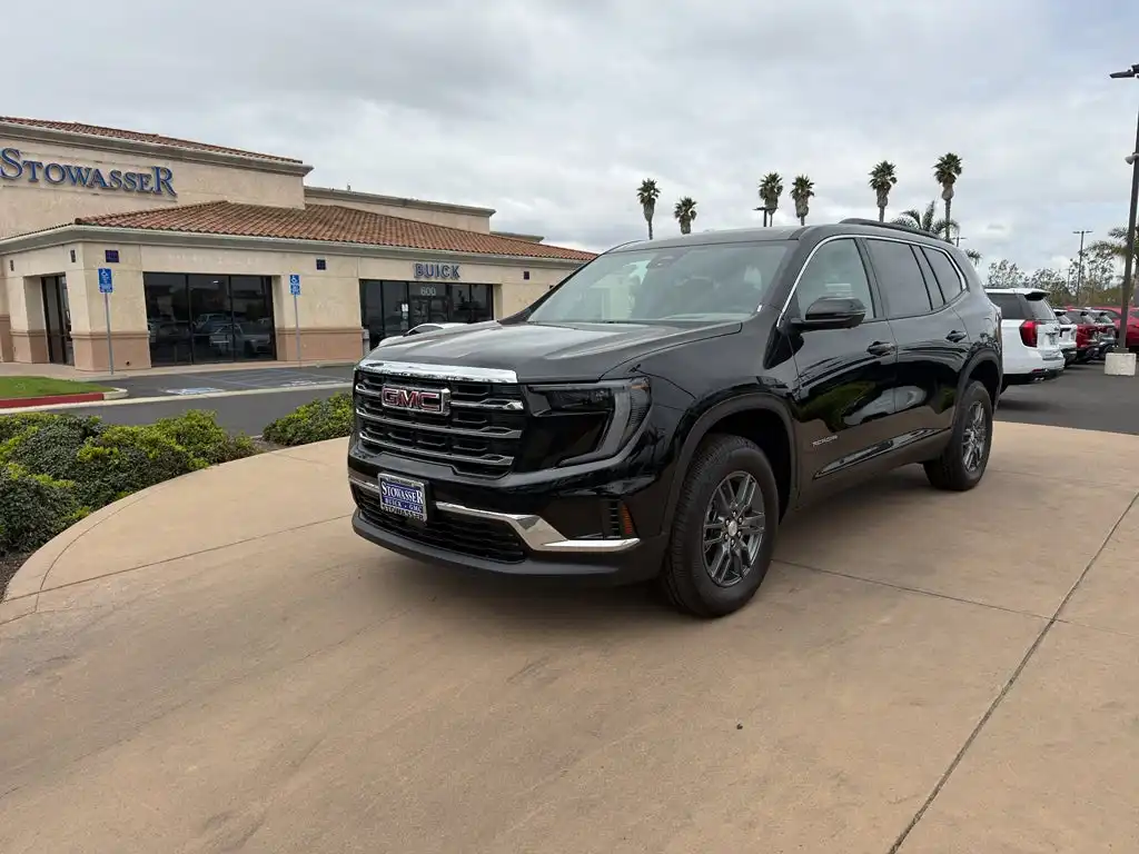 2026 GMC Acadia Elevation FWD's photo