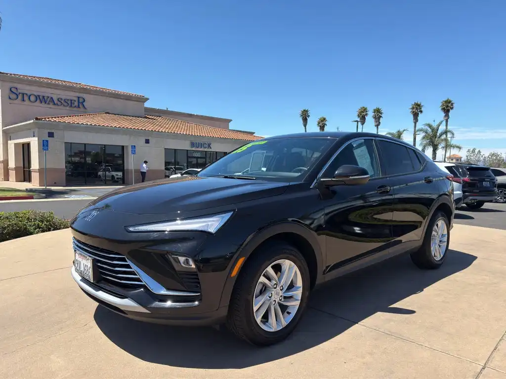 2025 Buick Envista Preferred's photo
