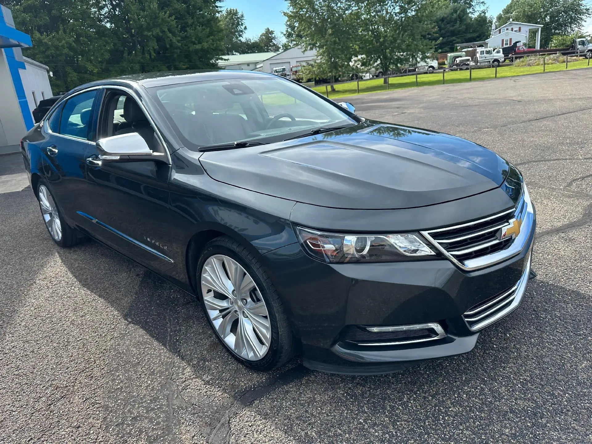 2015 Chevrolet Impala 2LZ photo 3