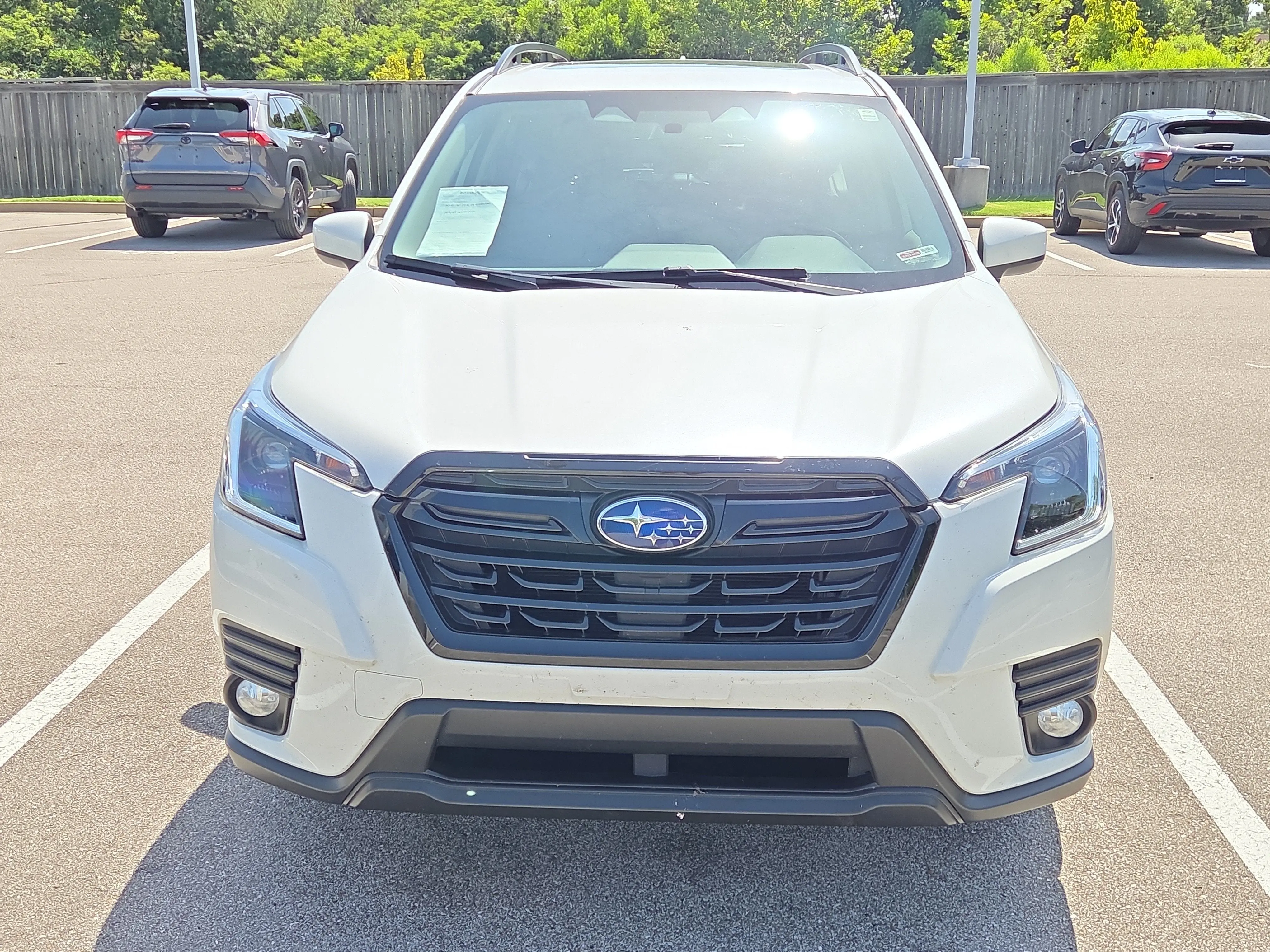 2023 Subaru Forester Premium photo 3
