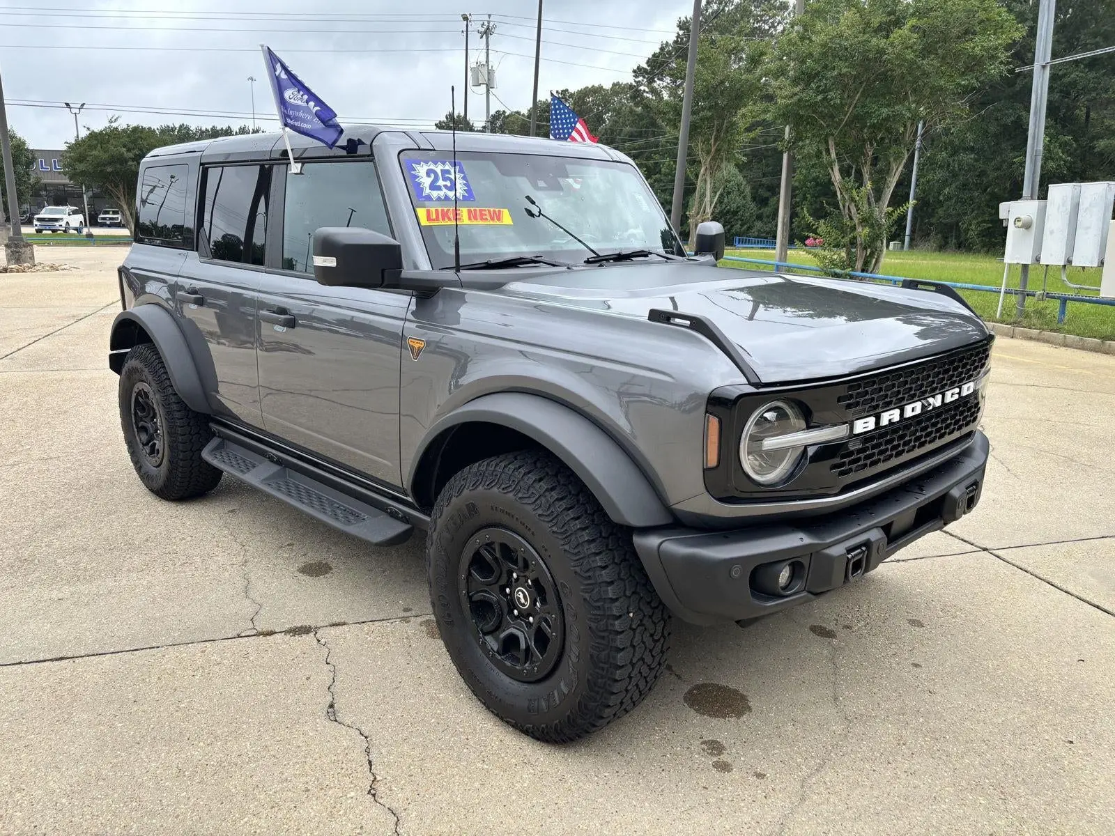2025 Ford Bronco Badlands 4x4 photo 4