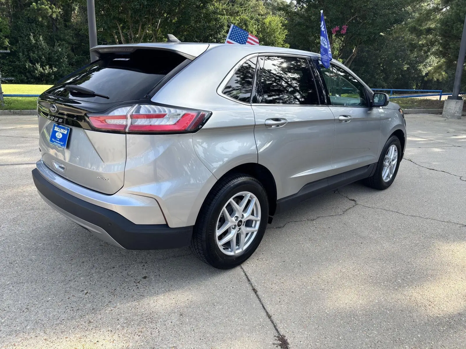 2024 Ford Edge SEL AWD photo 5