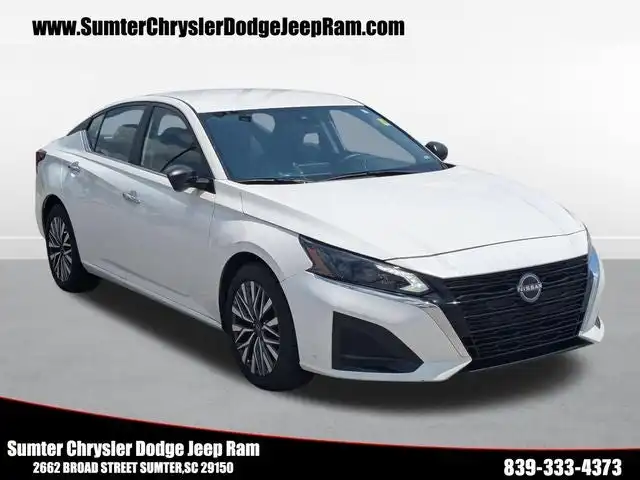 2025 Nissan Altima 2.5 SV's photo