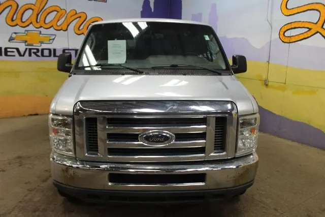 2012 Ford E-Series E-350 XLT Super Duty photo 3