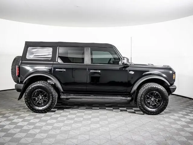 2022 Ford Bronco Wildtrak 4x4 photo 3