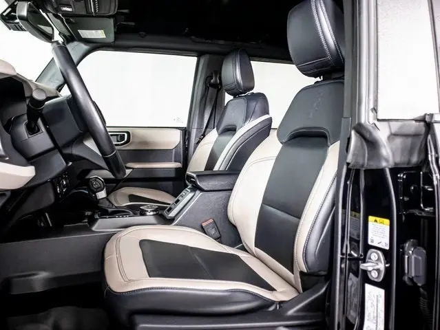2022 Ford Bronco Wildtrak 4x4 photo 5
