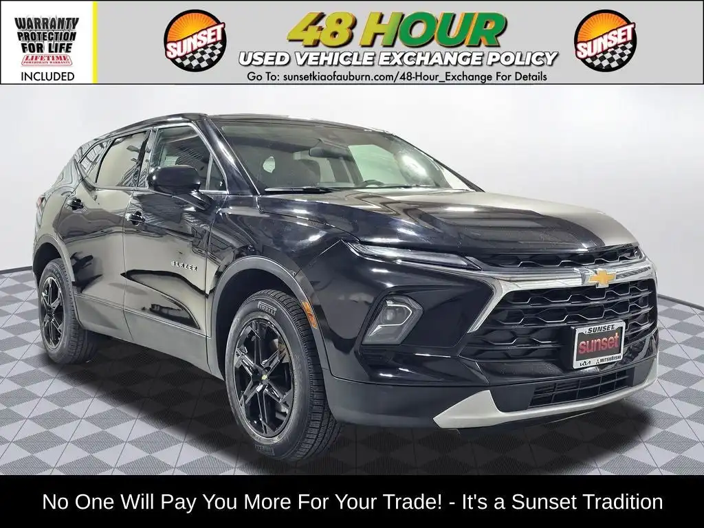 2023 Chevrolet Blazer 2.0T 2LT AWD's photo