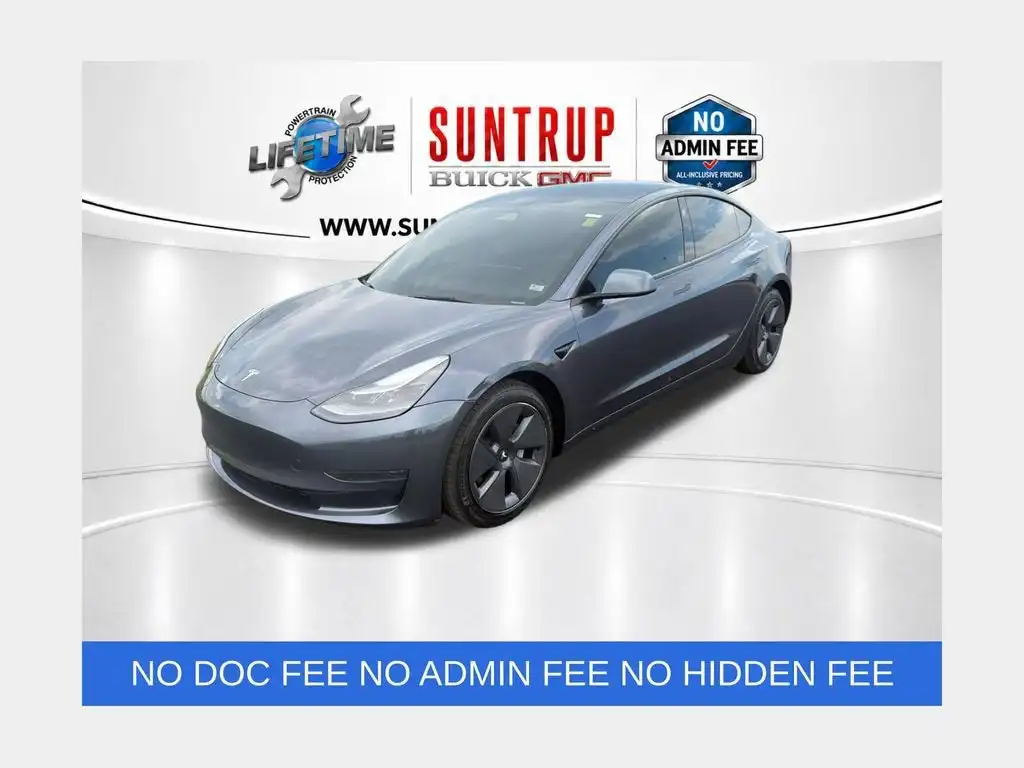 2023 Tesla Model 3 Base's photo
