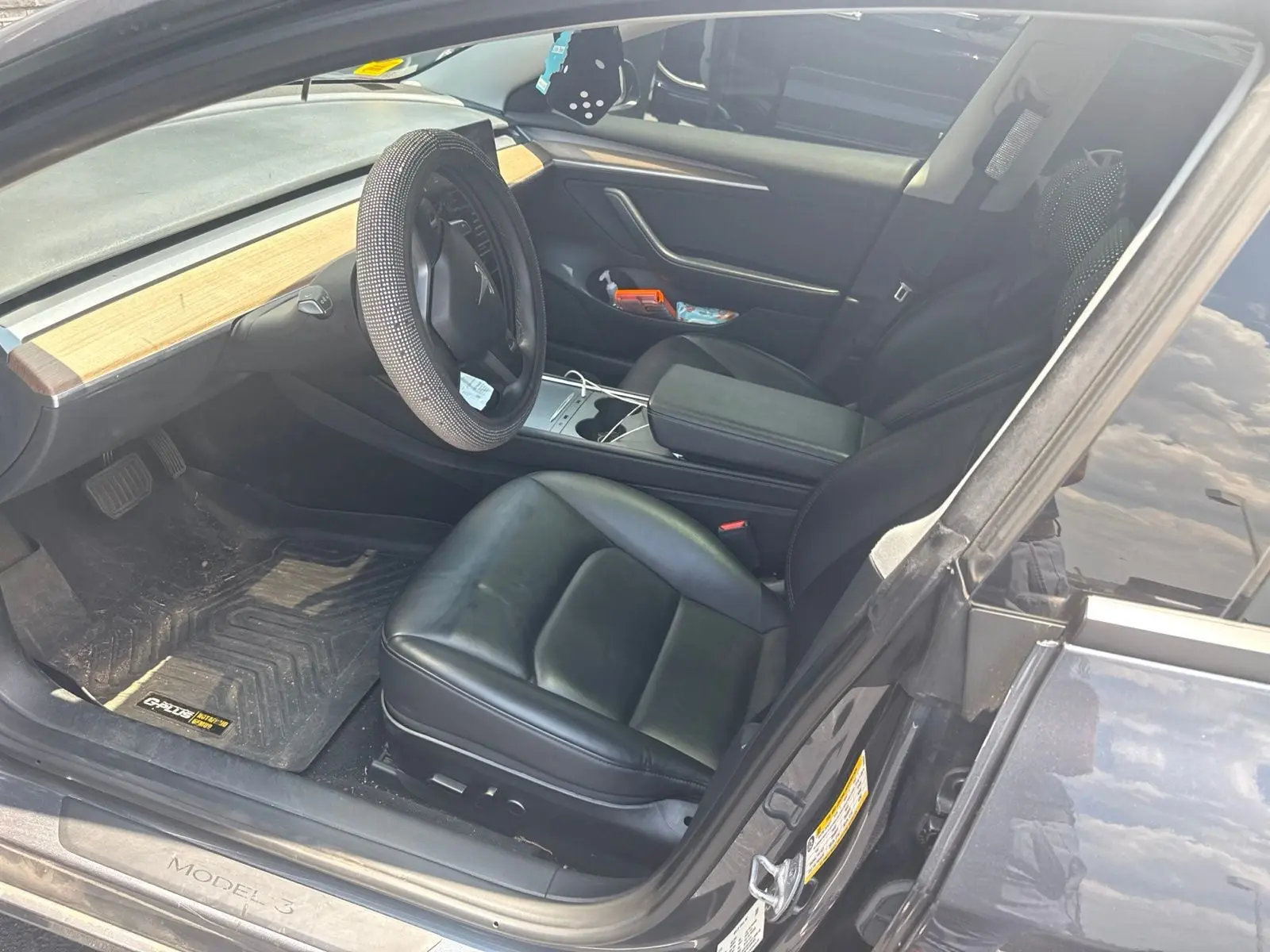 2023 Tesla Model 3 Base photo 4