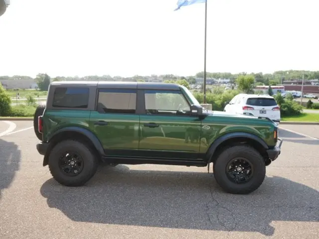 2023 Ford Bronco Wildtrak 4x4 photo 4