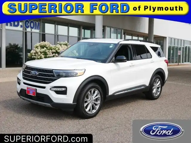 2023 Ford Explorer XLT 4WD's photo