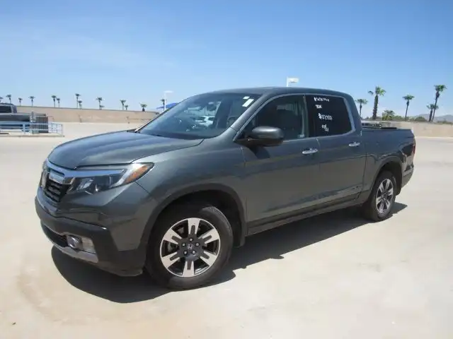 2019 Honda Ridgeline RTL-E AWD's photo
