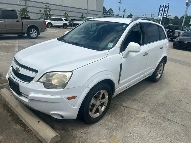 2012 Chevrolet Captiva Sport FWD LT's photo