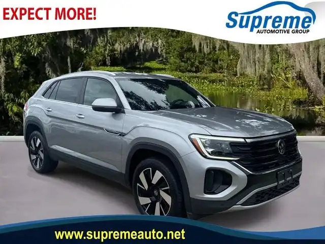 2025 Volkswagen Atlas Cross Sport 2.0T SE with Tech's photo