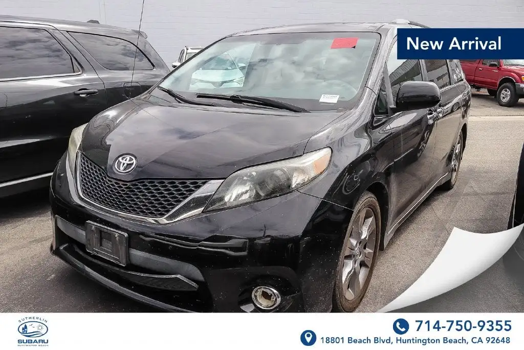 2014 Toyota Sienna SE V6 8-Passenger's photo