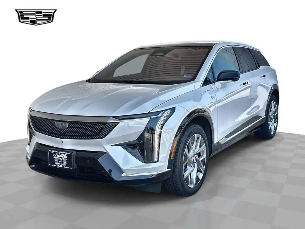 2025 Cadillac Optiq Luxury 2 AWD's photo