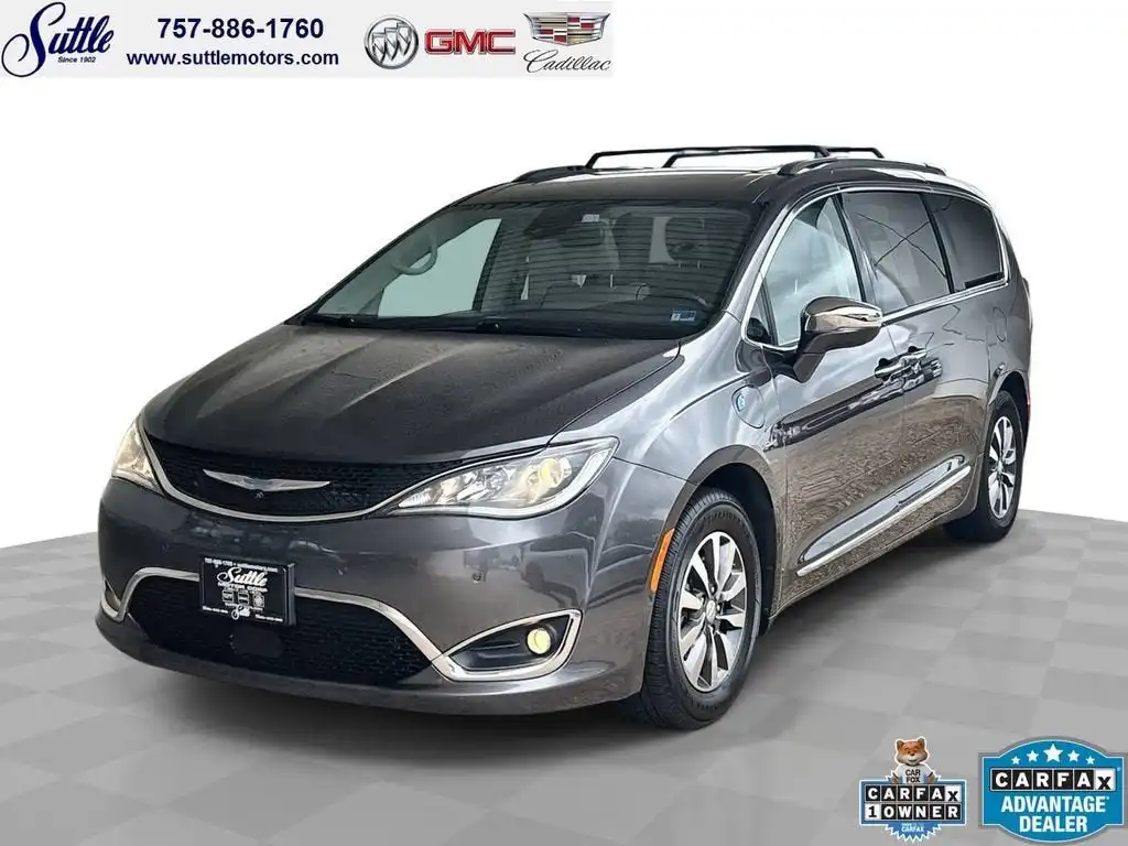 2020 Chrysler Pacifica Hybrid Limited's photo