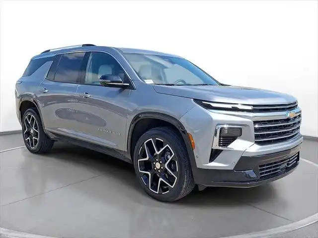 2025 Chevrolet Traverse High Country FWD's photo