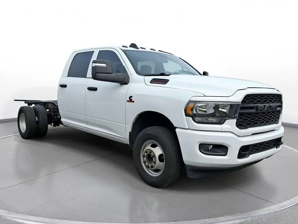 2023 RAM 3500 Tradesman 4X4 Crew Cab SRW's photo