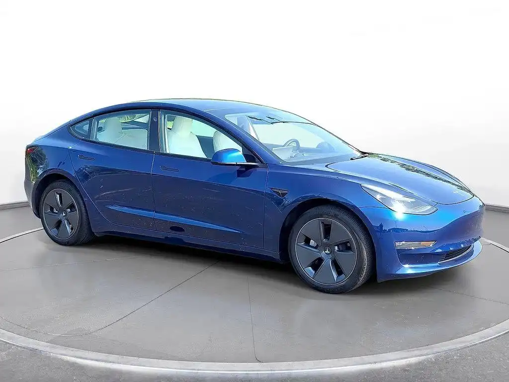 2023 Tesla Model 3 Long Range's photo