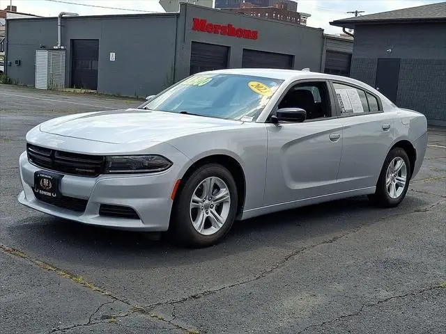2023 Dodge Charger SXT photo 4