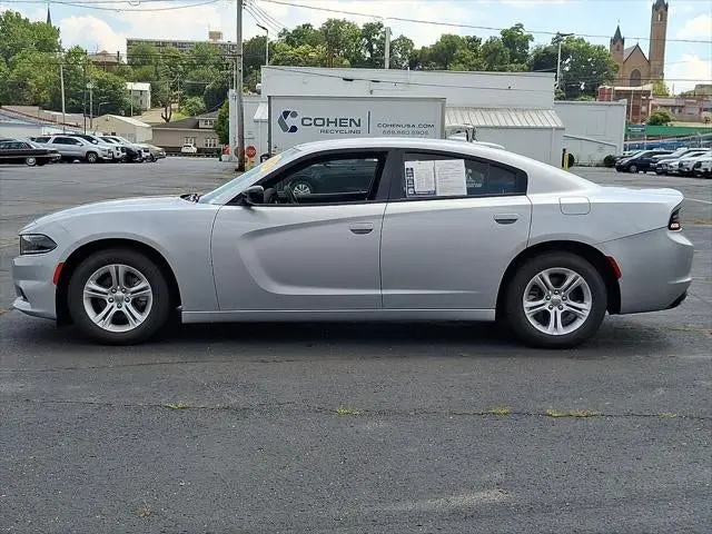 2023 Dodge Charger SXT photo 5