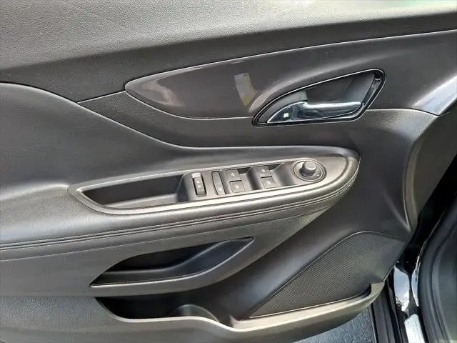 2019 Buick Encore Preferred photo 3